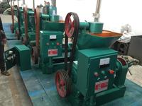 Presse à huile commerciale YZYX70 facile à utiliser, pressage à froid et à chaud, capacité de 50 kg/h pour petites entreprises