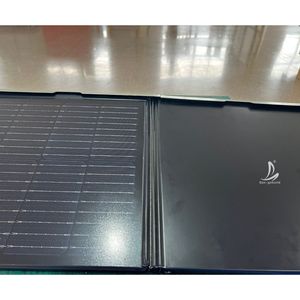 Tuile solaire noire BIPV avec conception d'ondulation de l'eau | 80W | 1190x390mm | <span class=keywords><strong>Triple</strong></span> étanche | Résistant au feu pour bâtiment commercial - Product Image 4