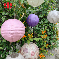 Süße Lila Donut Boho Papierlaternen Tragbare 12-Zoll Innendekoration für Hochzeiten Valentinstag Abschlussfeiern Festivals