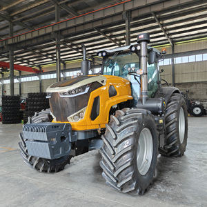 Tractor de Ruedas 4x4 de Alta Potencia, 180HP, Motor YTO con Caja de Cambios, Productividad para Operaciones Agrícolas, Tractor Agrícola DD1804 YTO de Seis Cilindros - Product Image 3