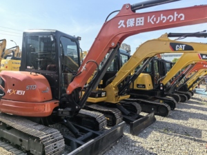 Excavatrices Kubota KX161 d'occasion de haute qualité, certifiées CE, excavatrices hydrauliques sur chenilles de 6 tonnes d'occasion avec accessoire de pouce - Product Image 3