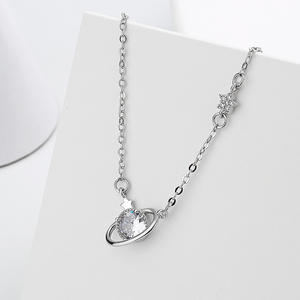 Collar con Colgante de Bola del Planeta Saturno, Engaste de Garra de Cobre, Piedra de Circonio, Cadena Fina Elegante, Regalo Celestial de Cuento de Hadas para Unisex - Product Image 4