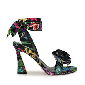 Sandales Krave personnalisées par le fabricant avec une fermeture à nouer à la cheville, un style de chaussure de type Rosette Sandals. - Product Image 3