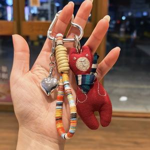 Llaveros de peluche duraderos con mosquetón de corazón, bonitos muñecos 3D, regalo de cumpleaños, cadena para teléfono, colgante para mochila escolar infantil, llavero de oso de tela - Product Image 6