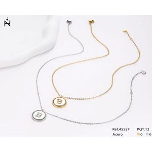 Collana con Ciondolo a Forma di Lettera B con Diamante, Catena da 2 Cm in Acciaio, Tono Oro e Argento - Product Image 3