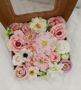 Boîte de <span class=keywords><strong>fleurs</strong></span> séchées la plus vendue - Décoration d'intérieur polyvalente, cadeau floral créatif. Vente directe d'usine, <span class=keywords><strong>livraison</strong></span> à votre porte. - Product Image 1
