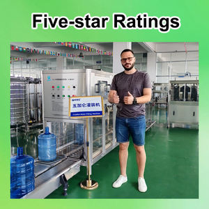 Juego completo de máquina de llenado y tapado de lavado 3 en 1 para línea de producción de agua y agua de 5 galones - Product Image 4