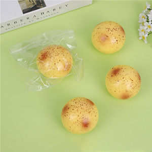 Pelota Antiestrés de Patata Miniatura, Juguete de Descompresión con Líquido para Amasar, Alivia el Estrés, para Niños y Niñas - Product Image 3
