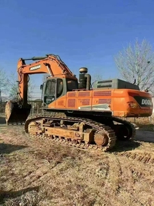 Excavatrice hydraulique sur chenilles d'occasion Doosan DX520LC-9C de Corée avec moteur, boîte de vitesses, pompe et moteur usagés - Product Image 6
