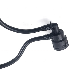 Avec prix <span class=keywords><strong>discount</strong></span> <span class=keywords><strong>pièces</strong></span> détachées <span class=keywords><strong>auto</strong></span> 2055012501 tuyau de vase d'expansion C300 - Product Image 2