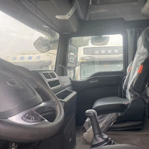 Camion benne SINOTRUCK Sitrak 8X4 Diesel, capacité 41-50T, moteur Weichai Euro 5, 351-450HP, robuste pour le transport d'engins - Product Image 3