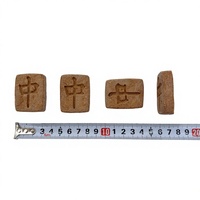 Friandises pour chiens OEM riches en protéines, en forme de tuiles de mahjong, biscuits durs cuits, design ludique inspiré des jeux chinois, pour fêtes d'anniversaire et accessoires photo, propres