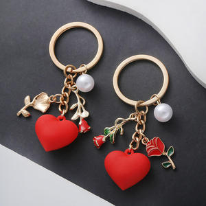 Llavero de Metal con Forma de Rosa Roja en Forma de Corazón, Venta Caliente <span class=keywords><strong>2026</strong></span>, Regalo Creativo para el Día de San Valentín, Decoración para Bolsas, Colgante al por Mayor - Product Image 3