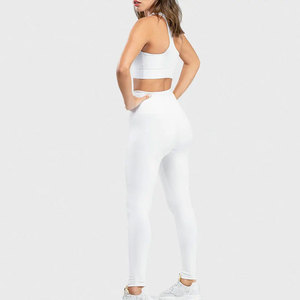 Ensemble de yoga professionnel pour femmes, nouveau design personnalisé avec logo, vente en gros, nouvelle arrivée, respirant, couleur unie - Product Image 4