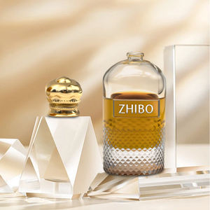 Bottiglia di <span class=keywords><strong>Profumo</strong></span> di Lusso Stile Saudita 100ml, Fondo Spesso in Vetro, Serigrafia, Erogatore Spray Delicato, Logo Personalizzabile - Product Image 2