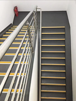 Nez d'escalier en aluminium antidérapant-protection de bord de marche en métal pour une utilisation de sécurité intérieure et extérieure