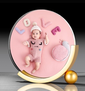 SE7ART Support de présentation photo en métal personnalisé en cristal moderne haut de gamme Cadre Boîte <span class=keywords><strong>cadeau</strong></span> pour mariage Enfants Bébé <span class=keywords><strong>Couple</strong></span> Décoration de la maison Prix bas - Product Image 2