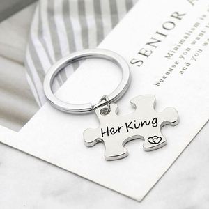 Letras Personalizadas Her King His Queen Moda Parejas Novia <span class=keywords><strong>Novio</strong></span> <span class=keywords><strong>Regalo</strong></span> de San Valentín Rompecabezas para Él y para Ella Llaveros de Metal - Product Image 4