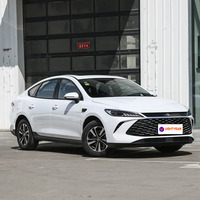Nouvelle Arrivée BYD Qin Plus DM-i 210KM Transcend Berline Hybride à Autonomie Étendue Économique pour les Voyages Intercités Longue Distance