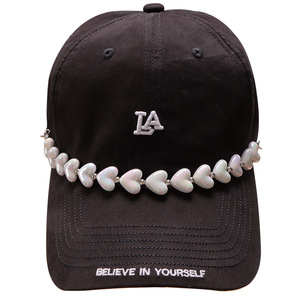 โซ่คล้องหมวกผู้หญิงรูปหัวใจ ชุบโลหะผสม สีรุ้ง ตกแต่งสำหรับฤดูร้อน ปี 2025 ผลิตจากเมืองอี้หวู่ - Product Image 4