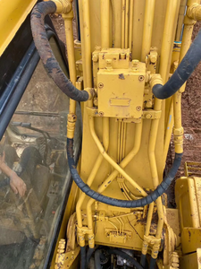 Excavatrice sur chenilles hydraulique d'occasion 312B de 12 tonnes avec moteur et roulement, boîte de vitesses, pompe, 100% prête à travailler - Product Image 5