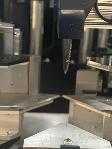 Centro de Procesamiento CNC Integrado, Máquina para Fabricar Ventanas y Puertas de Aluminio - Product Image 6