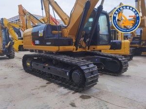 Excavadora de cadenas Caterpillar 330D2 usada, 20 toneladas, alta eficiencia, modelo 2016, marca japonesa, bomba hidráulica de baja capacidad, 103HP - Product Image 5