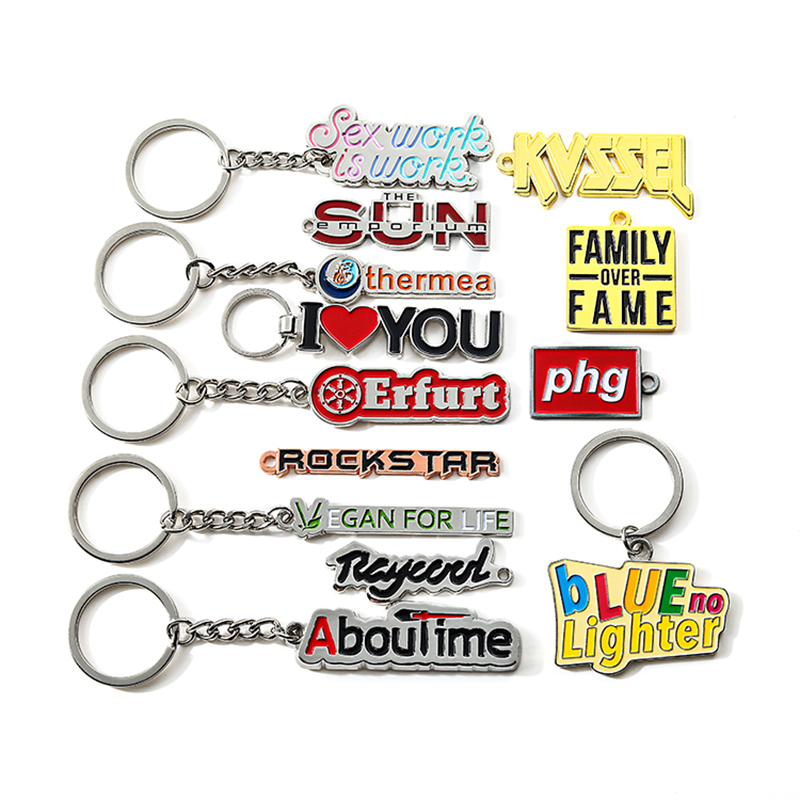 Porte-clés personnalisé en métal avec motif de lettre