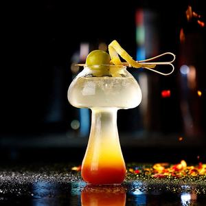 Verre à cocktail Champignon Groovy Drinkware Retro Barware Party Accessories Mushroom Shaped Glassware Cup Glass Goblet Drink Cup - Product Image 4