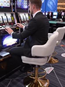 <span class=keywords><strong>Chaise</strong></span> de casino pivotante SUCCESSOR pour salle de poker VIP, idéale pour le baccarat, la <span class=keywords><strong>roulette</strong></span> et les machines à sous - Product Image 2