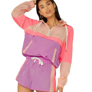 Ensemble 2 pièces short et haut à capuche pour femme, style sportif, coupe ample, en polyester, idéal printemps-été, avec blocs de couleur - Product Image 2