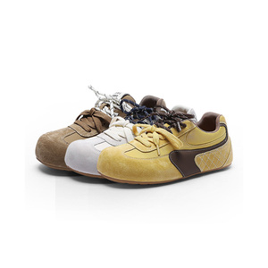 Chaussures pour femmes style Forrest Gump, baskets basses en cuir véritable, légères et respirantes, pour le sport et les loisirs, collection Printemps 2026 - Product Image 1