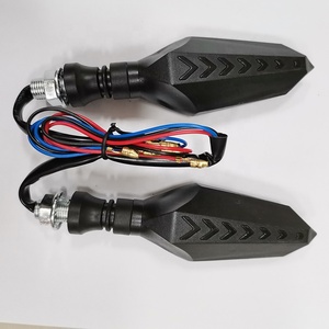 2pcs 12V Relais clignotant séquentiel Plastique LED Signal lumineux Indicateurs de direction pour motos - Product Image 4