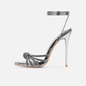 Nouvelles pantoufles à talons hauts pour femmes européennes et américaines 2024, design à lacets et strass, avec caractéristiques respirantes et plates, pour les soirées d'automne - Product Image 5