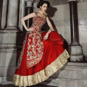 Élégant Belle ATIYA LIBAS Heavy Party/Wedding Wear Long Chiffon Asymétrique Indie Folk Kurta Lehenga Heavy Broderie - Product Image 4