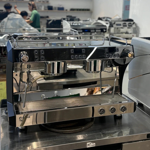 Máquina de Café Profesional con 2 Grupos y 9 Bares para Restaurante - Product Image 5