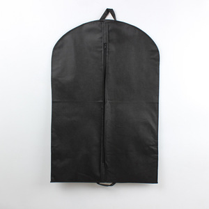 <span class=keywords><strong>Housse</strong></span> de costume non tissée en stock, <span class=keywords><strong>housse</strong></span> anti-poussière pour vêtements, cintre pour tenues de cérémonie, <span class=keywords><strong>housse</strong></span> de rangement grande taille pour robes de mariée et costumes - Product Image 2
