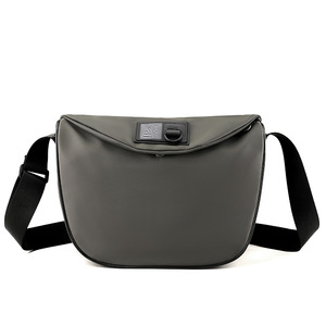 Sac de voyage extensible camouflage pour homme, sac à bandoulière personnalisé avec logo, sac de sport à compartiment latéral pour chaussures, sacoche latérale pour homme - Product Image 1