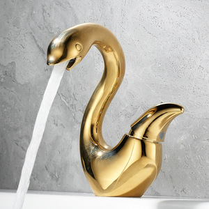 Ribbon Gift Wrap Ideas: 5 Elegant Swan-Themed Gifts That Impress