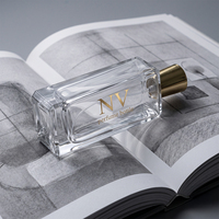 Flacons de parfum rectangulaires en verre teint sur mesure, flacons de parfum vides haut de gamme, pompe dorée métallique, vente en gros