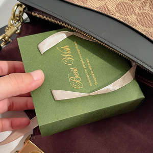 Scatola Quadrata Bianca di Lusso Personalizzata con Logo in Stampa a Caldo Dorata, Cassetto Scorrevole Vintage per <span class=keywords><strong>Gioielli</strong></span> e Orecchini di <span class=keywords><strong>San</strong></span> <span class=keywords><strong>Valentino</strong></span> - Product Image 3