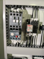 Compresseur d'air à vis sans huile à entraînement par courroie de 5,5 kW 7,5 CV 0,6 m3/min 0,8 Mpa 8 kg avec certification CE pour la fabrication de circuits intégrés