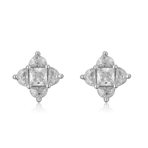 Boucles d'Oreilles Vintage Luxe Cuivre Incrusté Zircon Tige Mince Mini Carré Trèfle à Quatre Feuilles Boucles d'Oreilles pour Femmes - Product Image 4