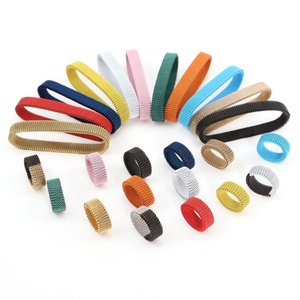 <span class=keywords><strong>Bracelet</strong></span> élastique en acier inoxydable pour hommes <span class=keywords><strong>Bracelet</strong></span> de printemps en <span class=keywords><strong>or</strong></span> marron bleu arc-en-ciel de couleurs mélangées personnalisé - Product Image 4
