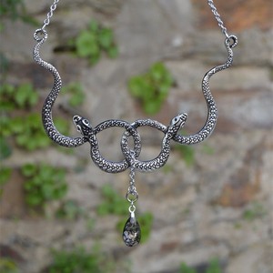Vendita calda collana pendente in cristallo gotico di Halloween con doppio serpente in <span class=keywords><strong>argento</strong></span> antico accessorio collana di gioielli - Product Image 3