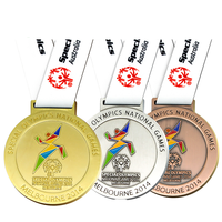 Médaille sportive professionnelle personnalisée avec votre propre logo, en alliage de zinc 3D doré, fabriquée par un fabricant de médailles pour l'école, le karaté, le marathon, la course à pied
