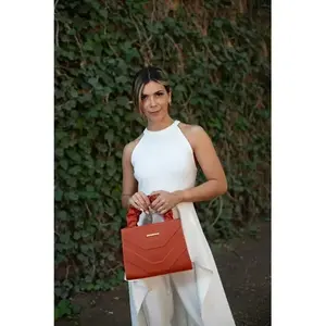 Bolso de Mano para Mujer Fana Imala, Forma de Cruz, PVC con Cierre de Botón, Asa Roja, Forro de Fieltro de Poliéster - Product Image 5