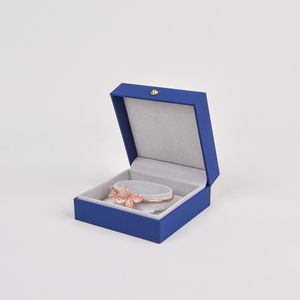 Wholesale Luxurious Square Bangles Bracelet Ring <b>Earring</b> Jewelry Storage <b>Boxes</b> Portable Travel <b>Gift</b> Jewelry Case - Product Image 4