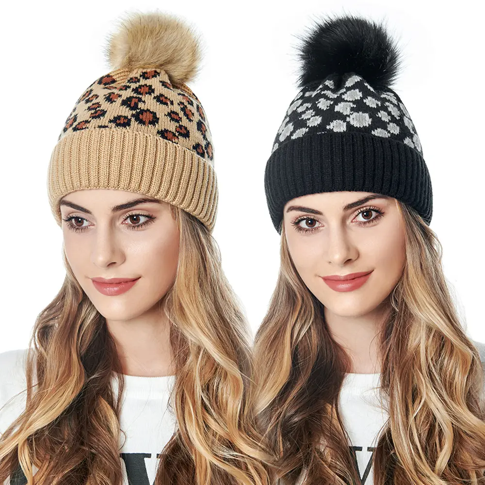 Gorro de inverno para mulheres, chapéu de malha com estampa de leopardo para uso ao ar livre, chapéu acrílico Pom Pom para uso ao ar livre