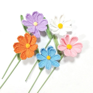 باقة زهور صناعية أنيقة مصنوعة يدويًا من الصوف المحبوك، زينة دائمة صديقة للبيئة - Product Image 5